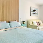 Appartement Sunny Terrace I Heated Pool I King Bed I Cook Zone I Parking