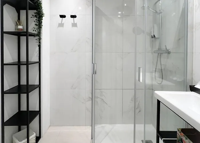 Sunny Terrace I Heated Pool I King Bed I Cook Zone I Parking * Los Cristianos (Tenerife)