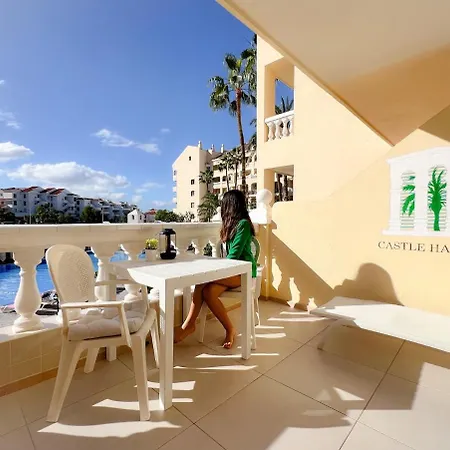 Sunny Terrace I Heated Pool I King Bed I Cook Zone I Parking